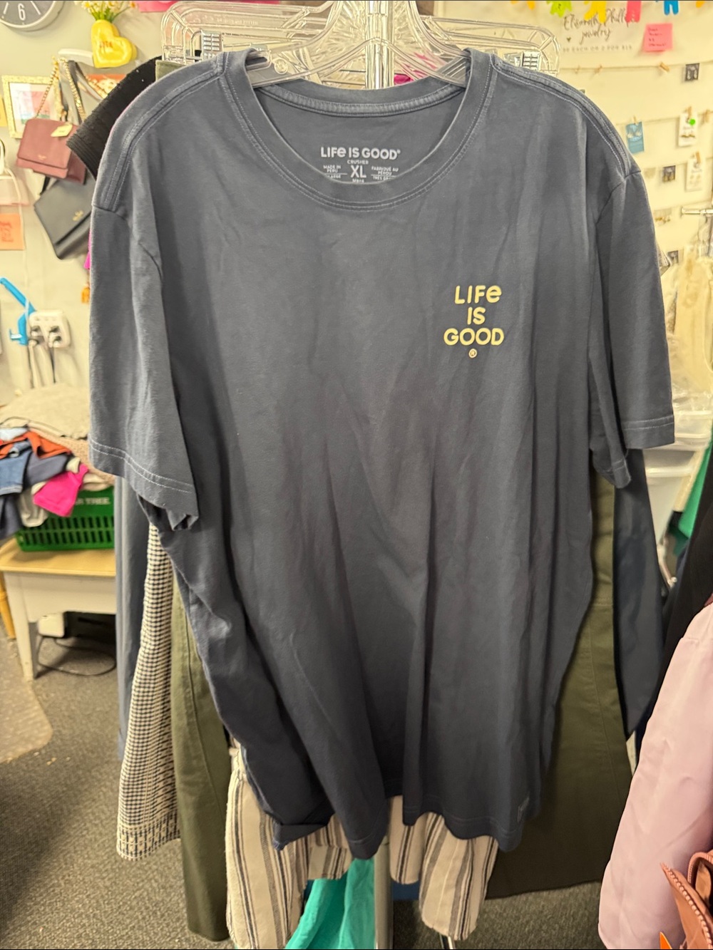 Life is good stay close to people who feel like sunshine tee xl // 091043